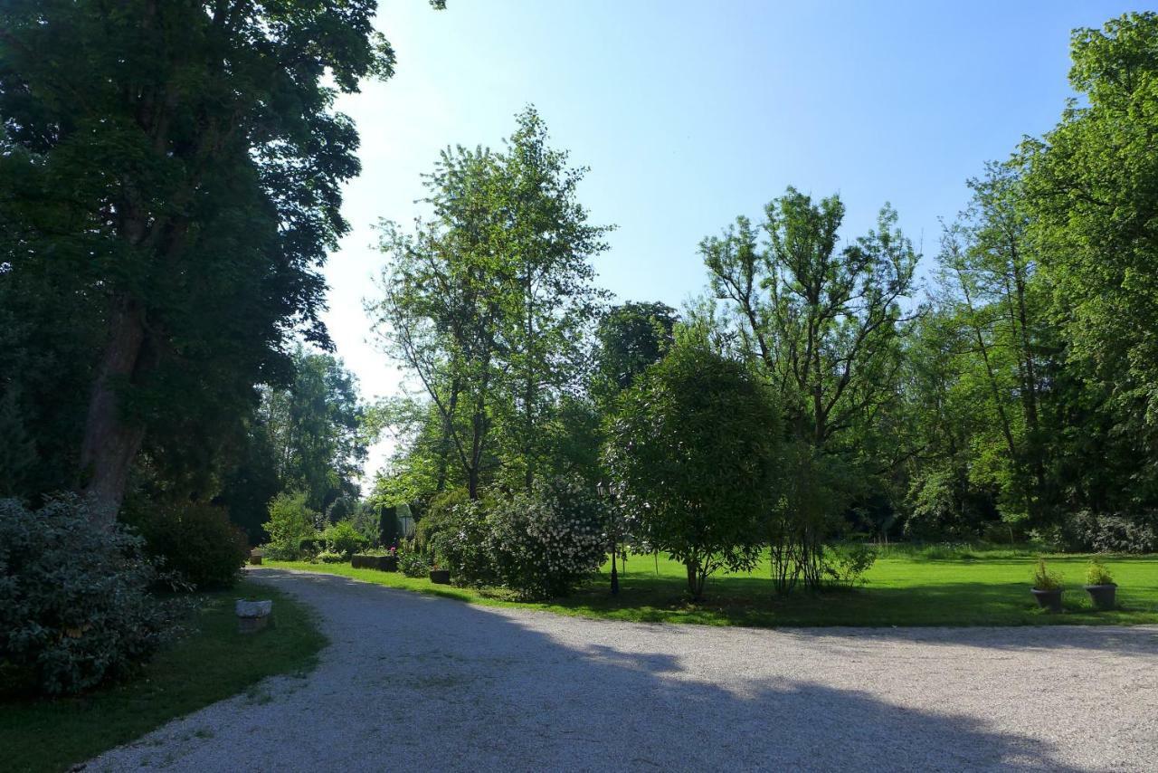 Domaine De L'Arche De Rene Au Lac Du Der Sainte-Liviere 外观 照片